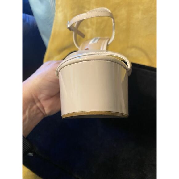 STEVE MADDEN Women's “Blane” Size 9.5M Bone Patent Platform Ankle Strap Heels - Picture 10 of 15